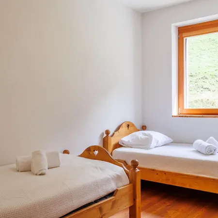 Apartamento Rosablanche E 107 By Interhome
